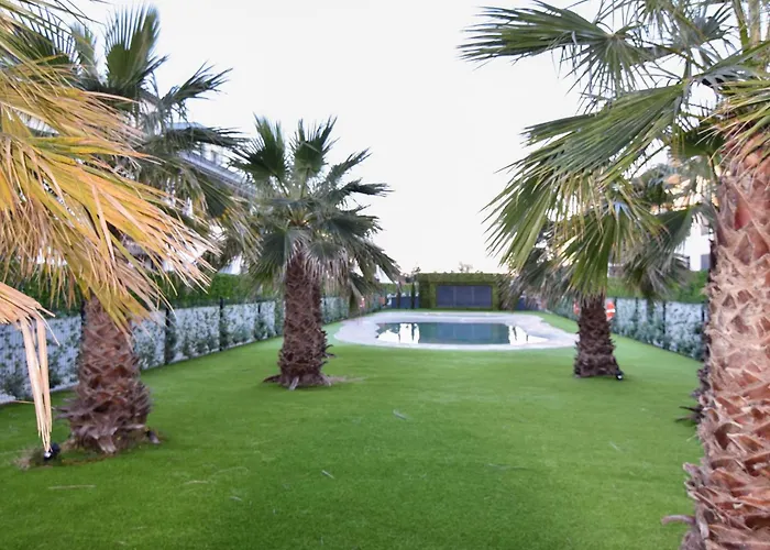 Atico De Lujo Con Piscina Y Mini Golf En La Playa *